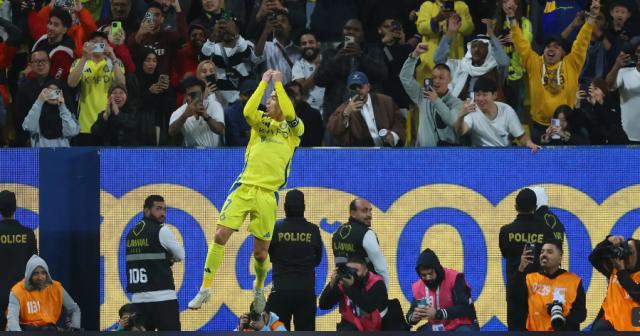 老而弥坚！30岁-40岁C罗比20岁-30岁C罗多进20球！